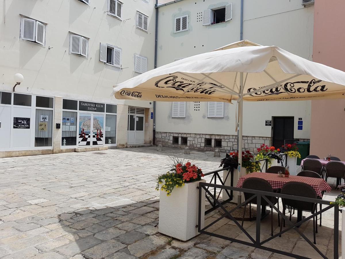 Modern Old Town - Apartment